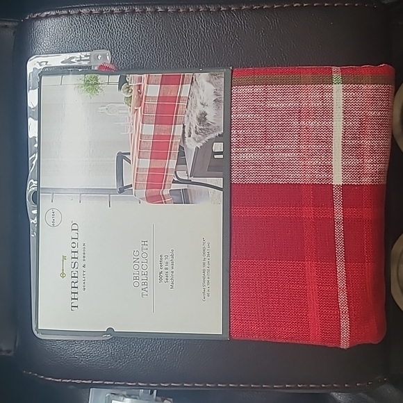 Oblong tablecloth - Picture 1 of 4